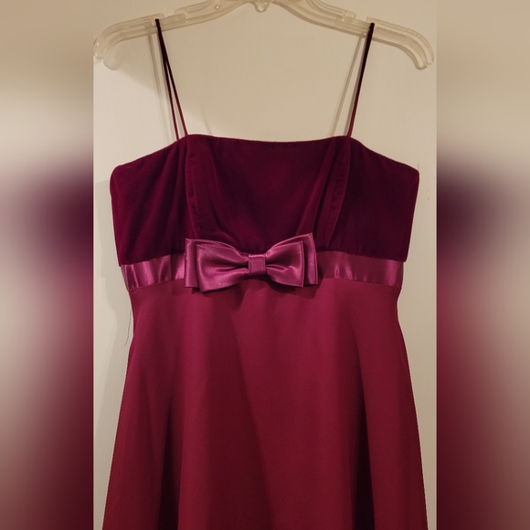 Velvet, Chiffon, & Satin Formal Gown - Picture 2 of 8